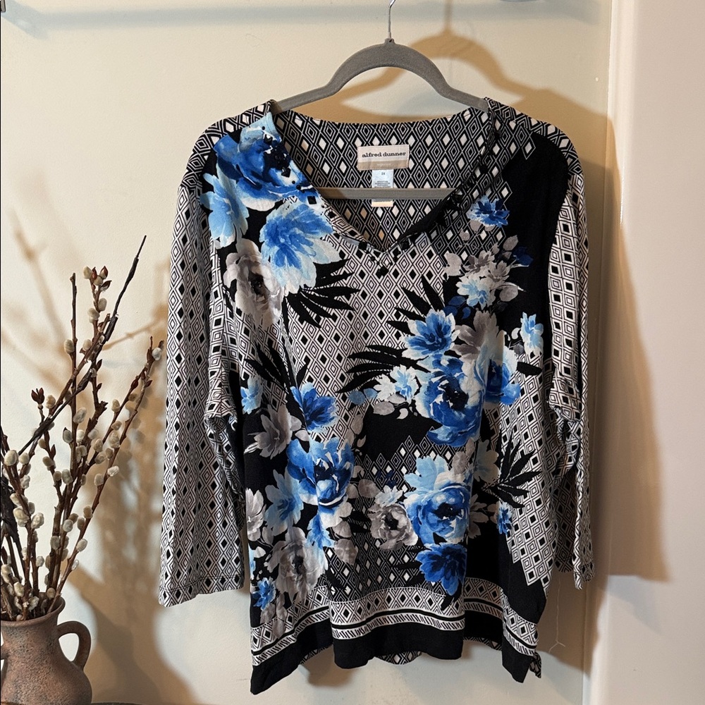 Alfred Dunner Blue Floral Women's Blouse